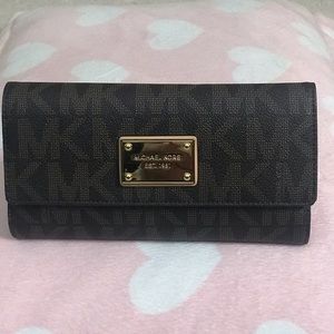 Mk wallet